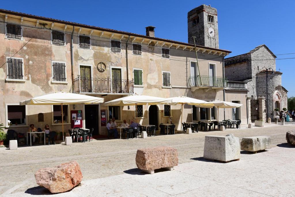 La Grande Casa Valpolicella Acomodação com café da manhã SantʼAmbrogio di Valpolicella Exterior foto